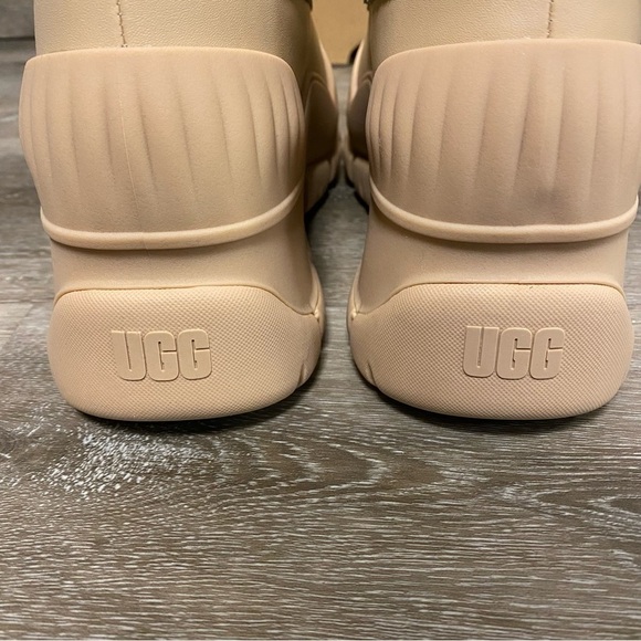 UGG | Adiroam Hiker Ankle Boots Fossil White New - Picture 9 of 13